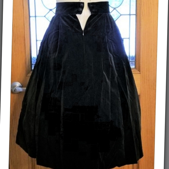BLACK PEACE NOW Gothic Lolita Skirt - Picture 5 of 7